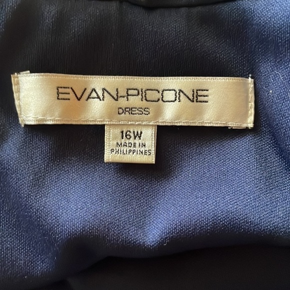 Evan-Picone Polka Dot Dress - Picture 6 of 7